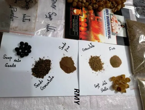 Soapnuts Seeds Powder in White Paper Packing. Soap nut Laundry Powder - image 1