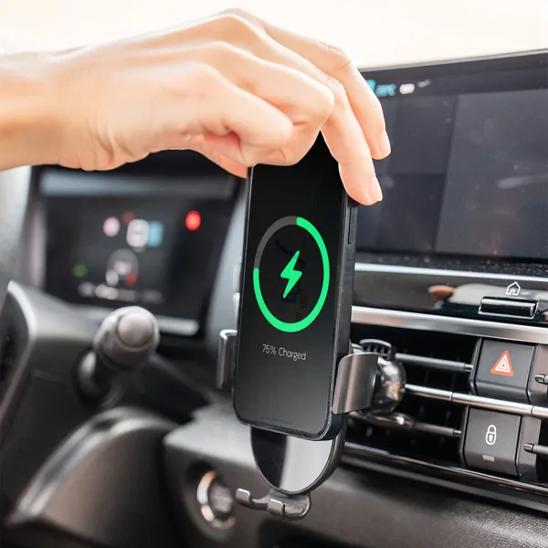 wireless-fast-charging-phone-holder-for-cars-chakar-innovagoods-v0103933-bbv0103933.jpg