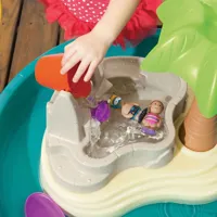 Step2-Stol-Wodny-z-Wyspa-i-akcesoriami-Splish-Splash-Seas-Water-Table__1298740__1200.jpg