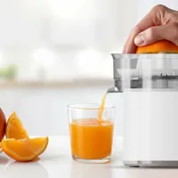 electric-juicer-black-decker-bxcj40e-white-40-w-s7612037-bbs7612037.jpg