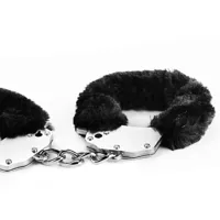 furry-metal-handcuffs-black-lo-lv1501-cllo-lv1501.jpg