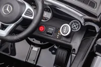 Auto-Na-Akumulator-Mercedes-SLC-300-Czerwony__1239550__1200.jpg