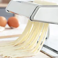 machine-for-making-fresh-pasta-with-recipes-frashta-innovagoods-v0103359-bbv0103359.jpg