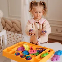 WOOPIE-Piasek-Kinetyczny-1-2-kg-Zestaw-L-ZOO-Stolik-z-Foremkami__1261939__1200.jpg
