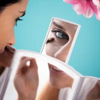 3-in-1-folding-led-mirror-with-make-up-organiser-panomir-innovagoods-v0103402-bbv0103402.jpg