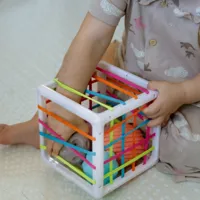 Elastyczna-Kostka-Sensoryczna-Sorter-dla-Dzieci-Zwariowane-Ksztalty-5-el__1252809__1200.jpg