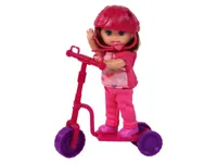 Zestaw-Lalek-Lucy-Purpurowy-Hulajnoga-Deskorolka-Kaski__999711__1200.jpg