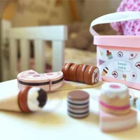 TOOKY-TOY-Sweet-Cake-Drewniany-Zestaw-Slodkosci-w-Pudelku-Cukiernia-Lodziarnia__1278070__1200.jpg