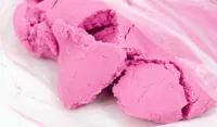 Piasek-kinetyczny-1kg-w-woreczku-rozowy__693573__1200.jpg