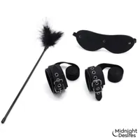 bondage-set-with-blindfold-feather-tickle-and-cuffs-md-067-clmd-067.jpg