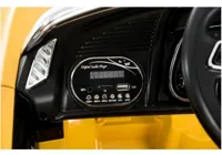 Auto-na-Akumulator-Audi-R8-Spyder-Zolty__701613__1200.jpg