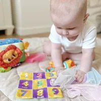 WOOPIE-BABY-Zabawka-Edukacyjna-Sensoryczna-Pudeleczko-Chusteczek__1253084__1200.jpg
