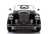Auto-na-Akumulator-Mercedes-300S-Czarny-Lakierowany__1058651__1200.jpg