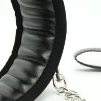 collar-with-metal-leash-and-pedded-interior-black-843658379354-cl843658379354.jpg