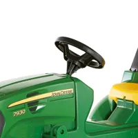 TRAKTOR-NA-PEDALY-JOHN-DEERE-FARMTRAC-DLA-DZIECI-3-8-LAT-LANCUCH-ROLLY-TOYS__1263576__1200.jpg