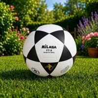 Pilka-Nozna-Treningowa-Do-Nogi-Na-Trawe-Boisko-Czarno-Biala-Milasa-22cm-r-5__1310669__1200.jpg