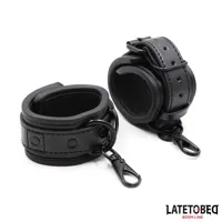 handcuffs-adjustable-neoprene-black-8436615007165-cl8436615007165.jpg
