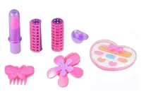 Zestaw-Kosmetykow-Kosmetyczka-Suszarka-na-Baterie__1046476__1200.jpg