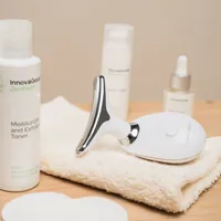 electric-facial-firming-massager-for-face-and-neck-with-led-ems-and-heat-selora-innovagoods-v0104021-bbv0104021.jpg