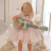 CLASSIC-WORLD-Drewniana-Gitara-Vintage-dla-Dzieci-3__1275316__1200.jpg