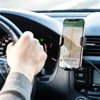 mobile-phone-holder-with-wireless-charger-for-cars-wolder-innovagoods-v0103067-bbv0103067.jpg