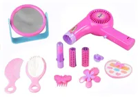 Zestaw-Kosmetykow-Kosmetyczka-Suszarka-na-Baterie__1046473__1200.jpg
