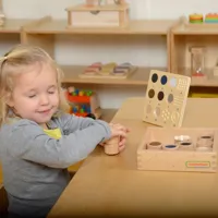 Zgaduj-Dotykiem-Material-I-Faktura-12-Elementow-Montessori__1291244__1200.jpg
