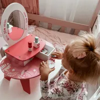 TOOKY-TOY-Rozowa-Toaletka-Drewniana-Do-Makijazu-z-Lustrem__1277619__1200.jpg