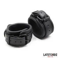 sponge-lined-handcuffs-8436615009046-cl8436615009046.jpg