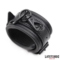 handcuffs-adjustable-neoprene-black-8436615007165-cl8436615007165.jpg