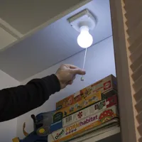 portable-led-light-bulb-stilamp-innovagoods-v0100808-bbv0100808.jpg