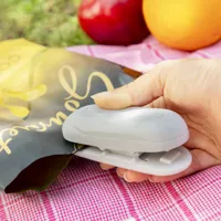 bag-sealer-with-cutter-and-hanger-baseyl-innovagoods-v0103602-bbv0103602.jpg