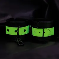 glow-in-the-dark-bondage-set-with-5-pzs-sl-155-clsl-155.jpg