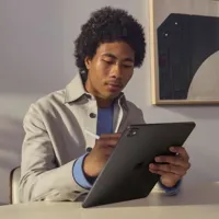 tablet-apple-ipad-pro-13-octa-core-8-gb-ram-512-gb-black-m0806861-bbm0806861.jpg