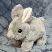 Pluszowa-Maskotka-Przytulanka-Zajac-Krolik-Szary-18cm__1231691__1200.jpg