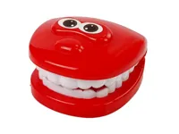 Zestaw-Lekarski-Dentysta-Stojak-Kroplowka-Lekarstwa-Strzykawka-Wiertla-Szczoteczka-do-Zebow__1171677__1200.jpg