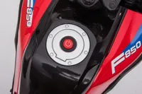 Motor-Na-Akumulator-BMW-F850-Czerwony__829862__1200.jpg
