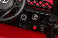 Auto-Na-Akumulator-Toyota-FJ-Czerwone-4-4__945400__1200.jpg