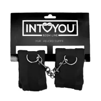 handcuffs-with-velcro-with-long-fur-black-fi-461-clfi-461.jpg