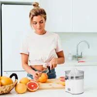 electric-juicer-black-decker-bxcj40e-white-40-w-s7612037-bbs7612037.jpg
