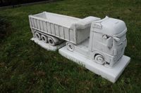 mercedes_mit_Kippmulde-2.jpg