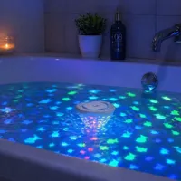 Lampka-LED-Basenowa-Do-Wody-IP68-Rybki-Kolorowa-LED-6-Trybow__1304738__1200.jpg