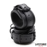 handcuffs-adjustable-neoprene-black-8436615007165-cl8436615007165.jpg